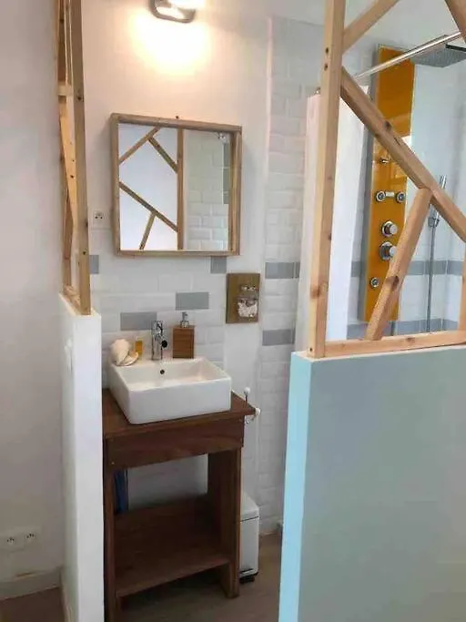 Apartment Studio Sucrier 150M Des Plages Orient Bay Quarter of Orleans