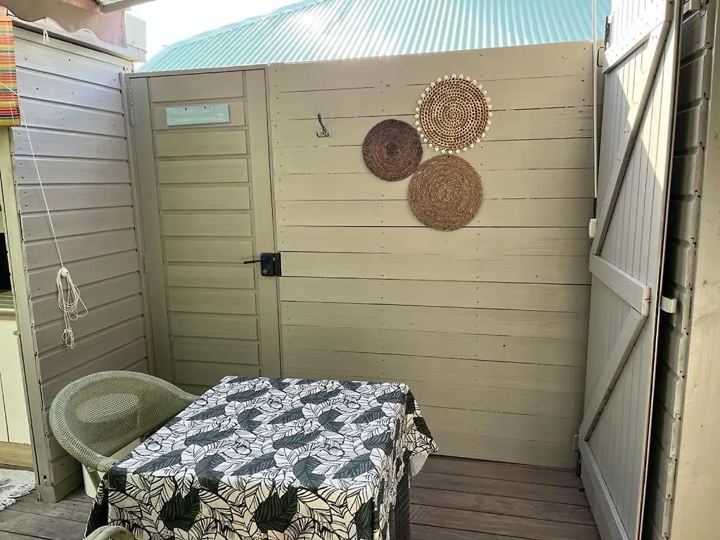 Apartment Studio Sucrier 150M Des Plages Orient Bay Quarter of Orleans